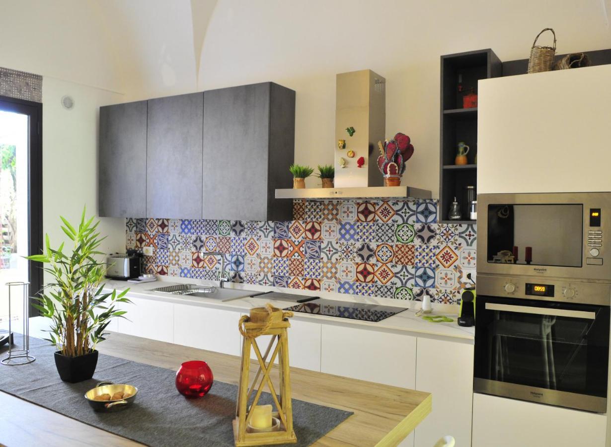Petra Lavica Holiday Home By Wonderful Italy Catania Bagian luar foto